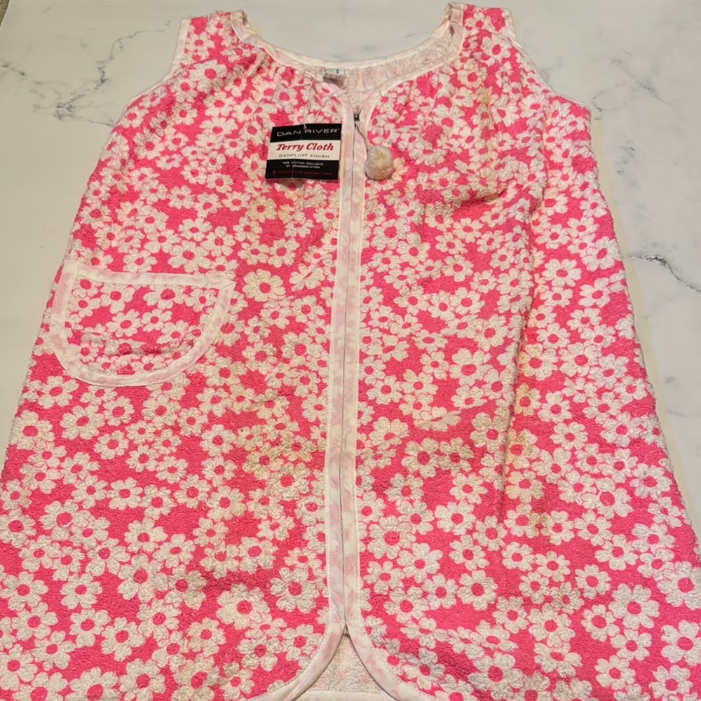 NWT Vintage Dan River Terry Cloth Danfluf Finish Pink Flower Dress/Beach Coverup